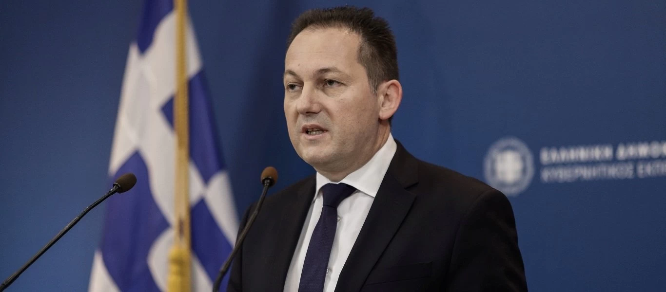 Live η ενημέρωση από τον κυβερνητικό εκπρόσωπο Σ.Πέτσα